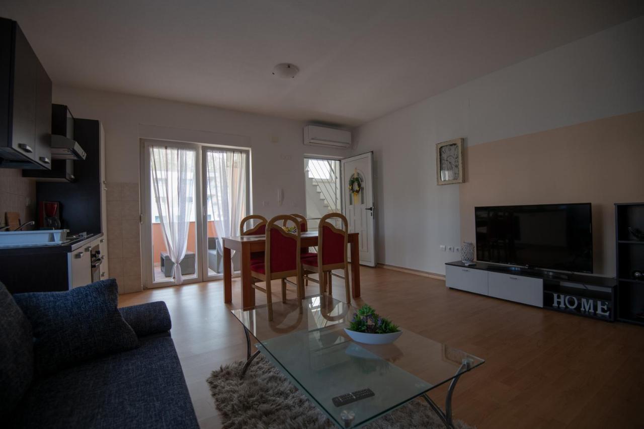 Apartments Mamut Трогир Экстерьер фото