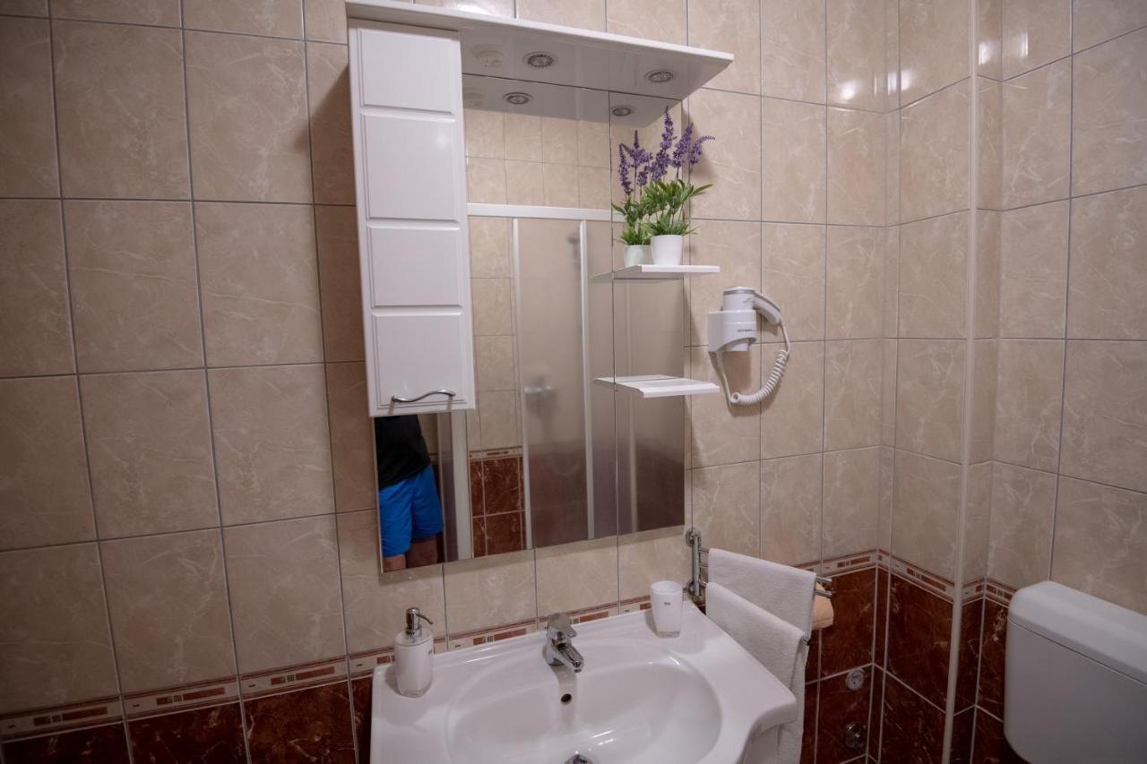 Apartments Mamut Трогир Экстерьер фото