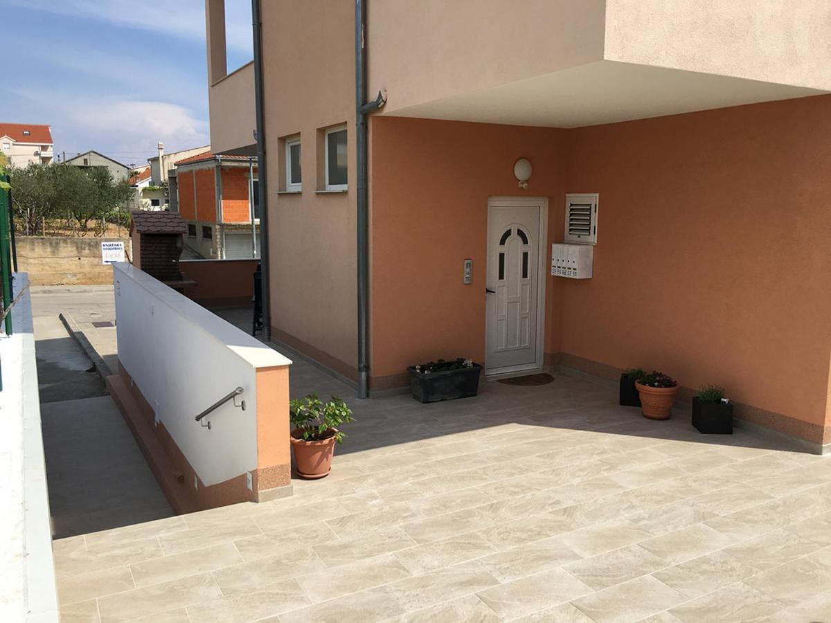 Apartments Mamut Трогир Экстерьер фото