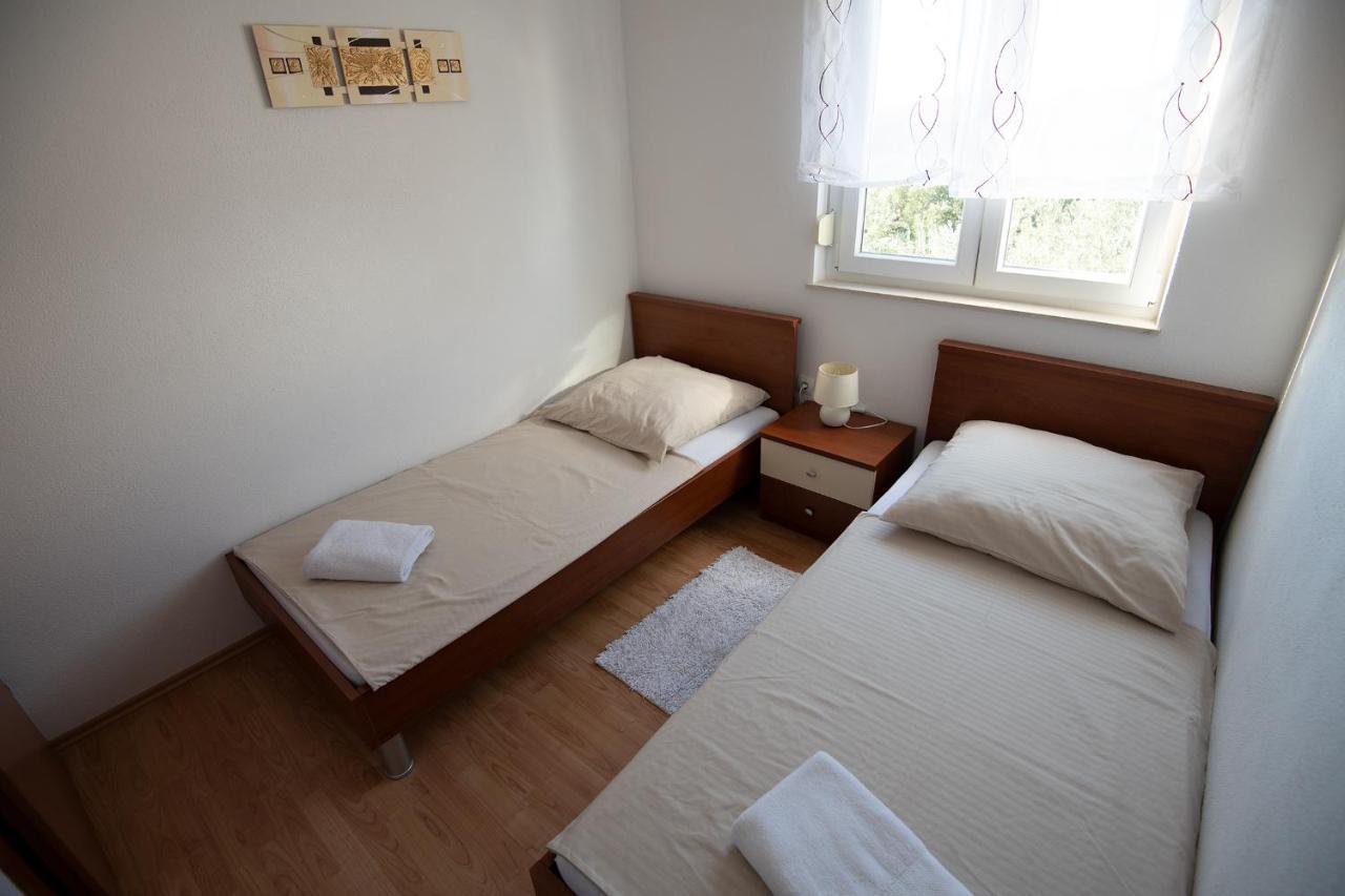 Apartments Mamut Трогир Экстерьер фото