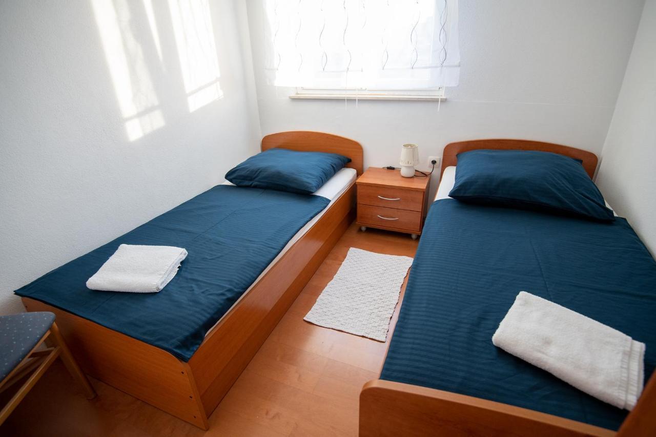 Apartments Mamut Трогир Экстерьер фото