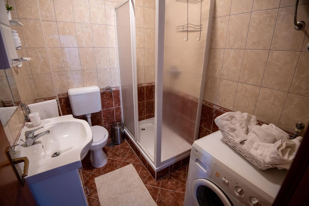 Apartments Mamut Трогир Экстерьер фото